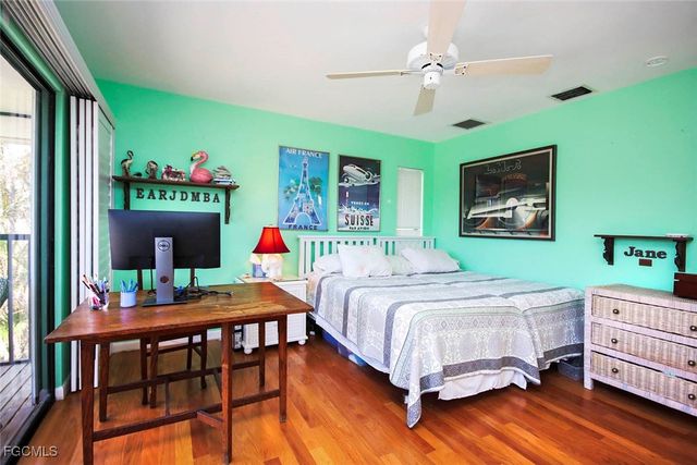 662 Donax ST, Sanibel, FL 33957