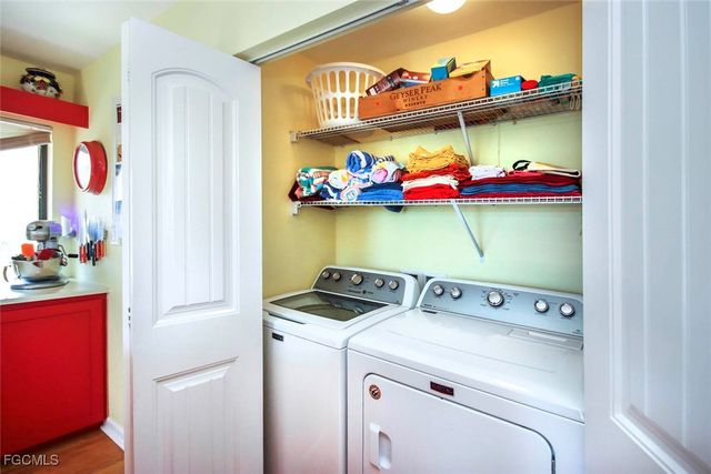 662 Donax ST, Sanibel, FL 33957