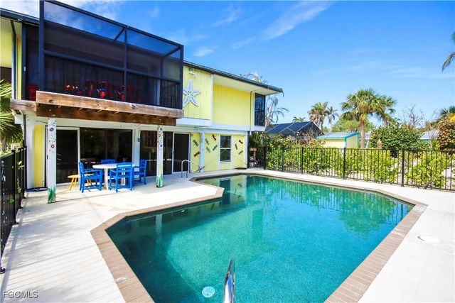 662 Donax ST, Sanibel, FL 33957