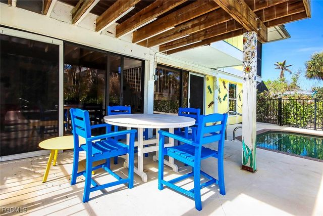 662 Donax ST, Sanibel, FL 33957