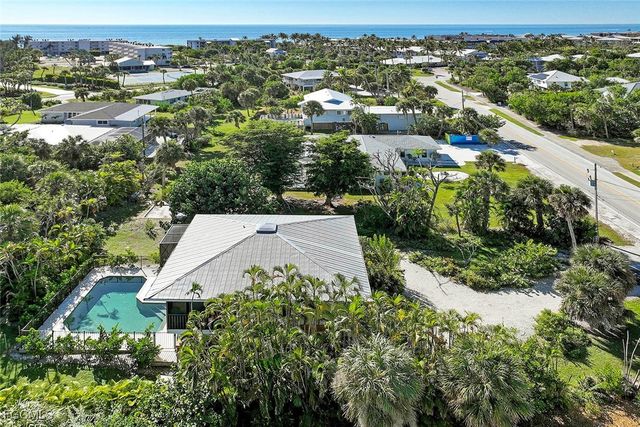 662 Donax ST, Sanibel, FL 33957