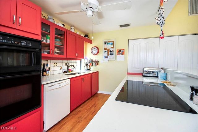 662 Donax ST, Sanibel, FL 33957