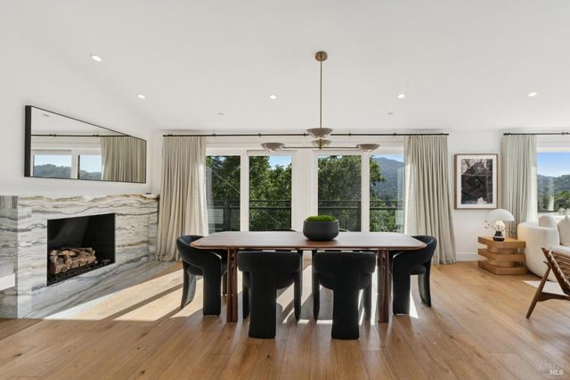 30 Corte Sereno, Greenbrae, CA 94904