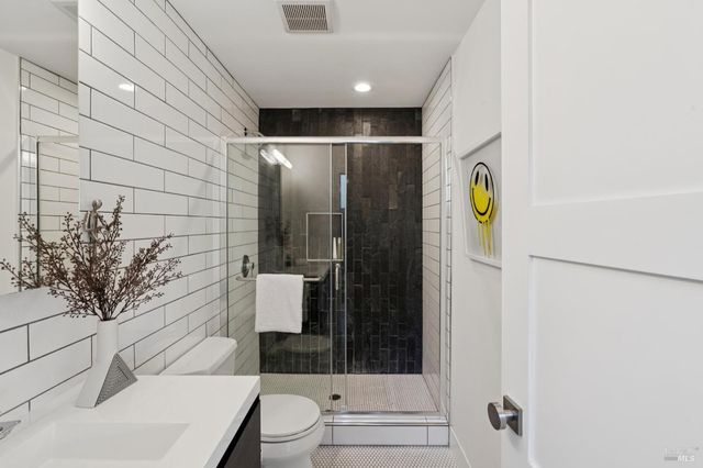 30 Corte Sereno, Greenbrae, CA 94904