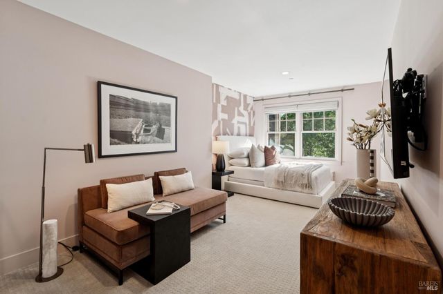 30 Corte Sereno, Greenbrae, CA 94904