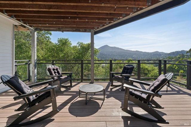 30 Corte Sereno, Greenbrae, CA 94904