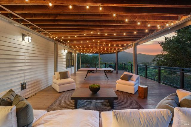 30 Corte Sereno, Greenbrae, CA 94904