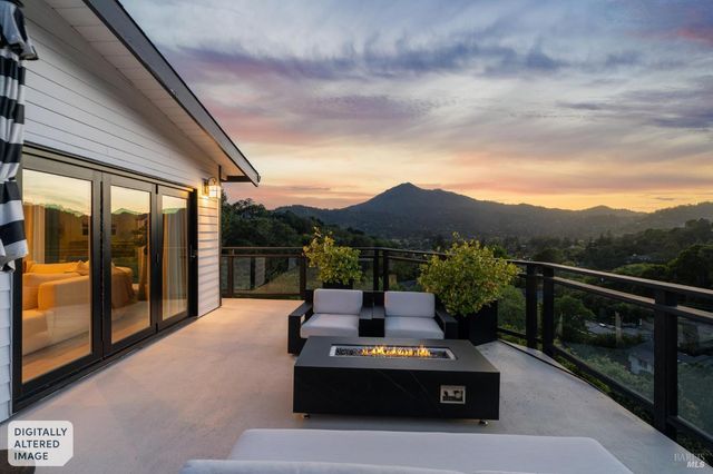 30 Corte Sereno, Greenbrae, CA 94904