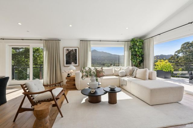 30 Corte Sereno, Greenbrae, CA 94904