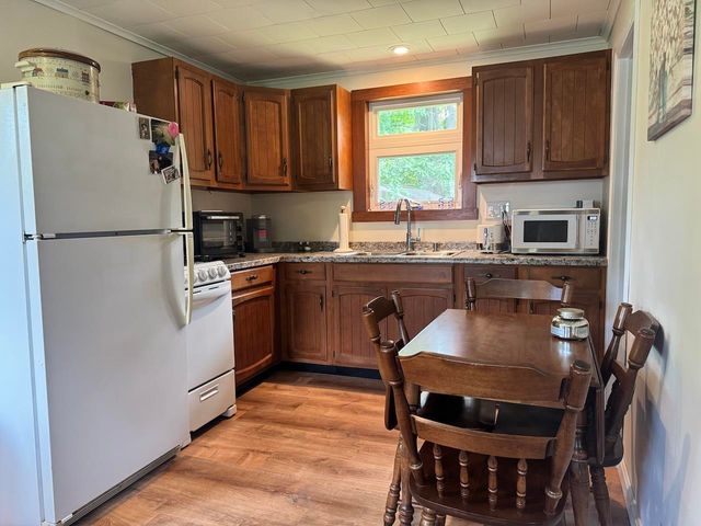 41 Park Street, Swanzey, NH 03431