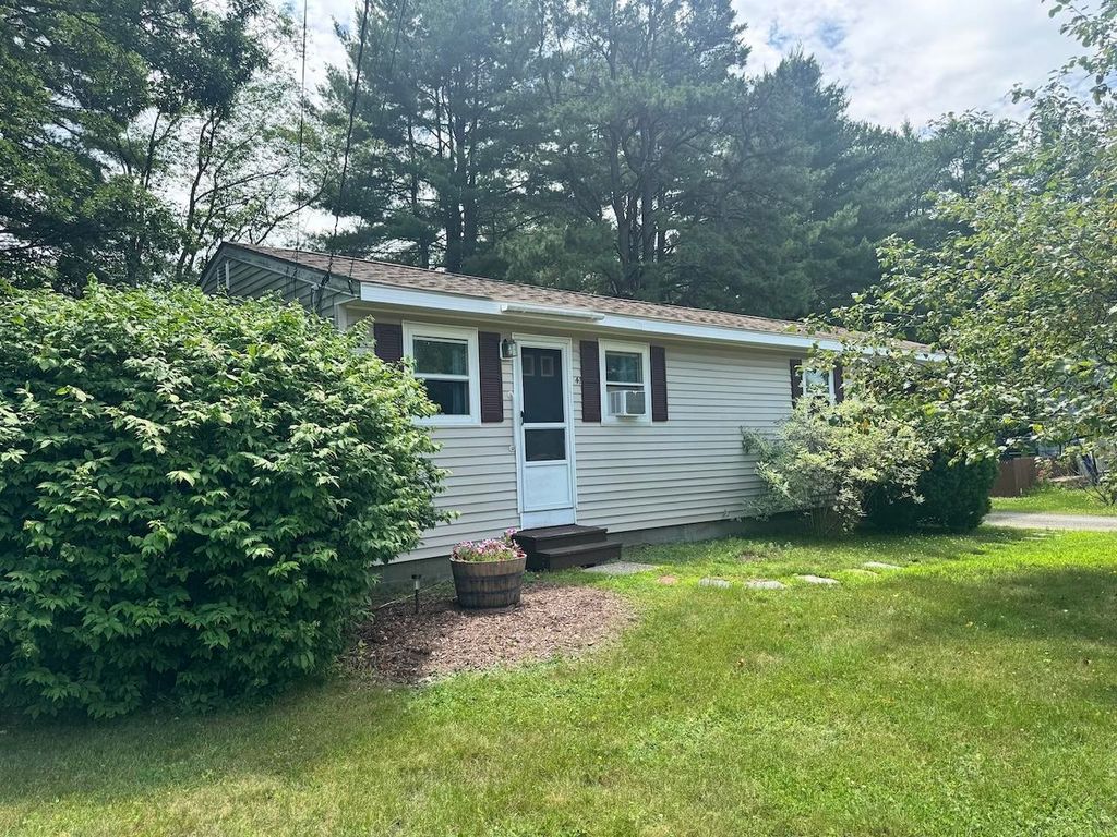 41 Park Street, Swanzey, NH 03431