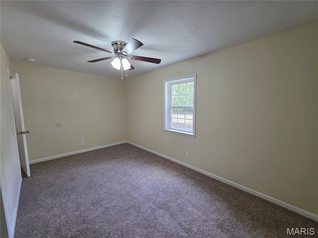 813 Bryan Street, Houston, MO 65483