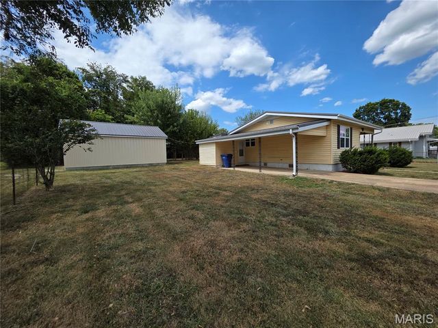 813 Bryan Street, Houston, MO 65483