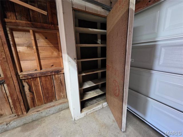 813 Bryan Street, Houston, MO 65483