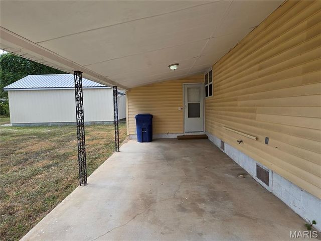 813 Bryan Street, Houston, MO 65483