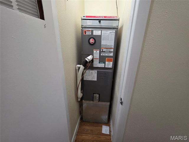 813 Bryan Street, Houston, MO 65483