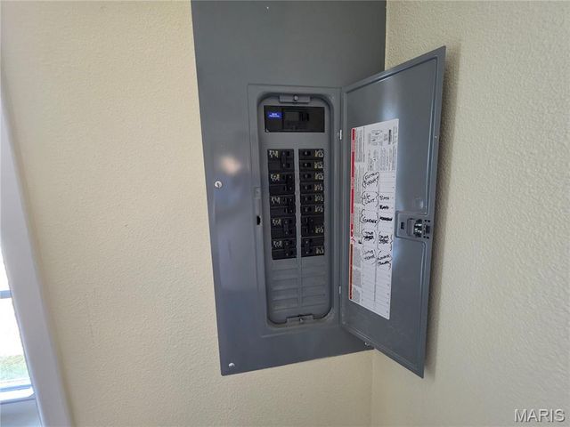 813 Bryan Street, Houston, MO 65483