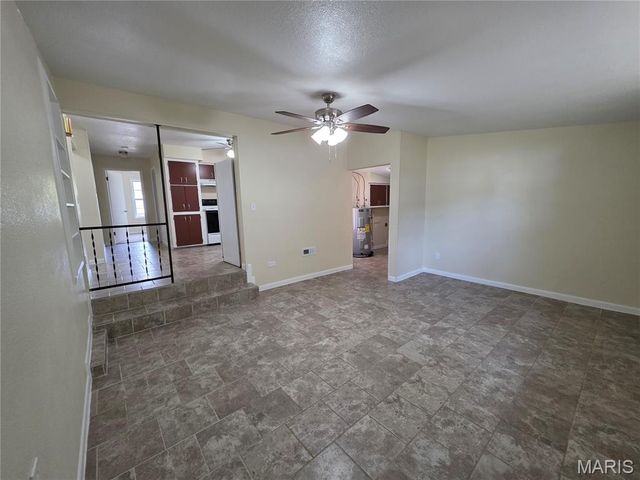 813 Bryan Street, Houston, MO 65483