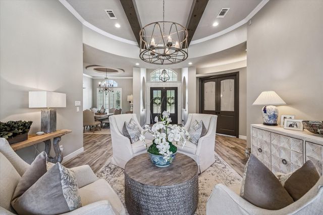 11 Turtle Cove Court, Kingwood, TX 77346