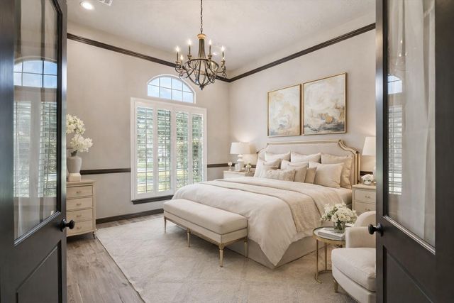 11 Turtle Cove Court, Kingwood, TX 77346