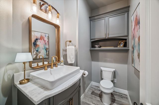 11 Turtle Cove Court, Kingwood, TX 77346