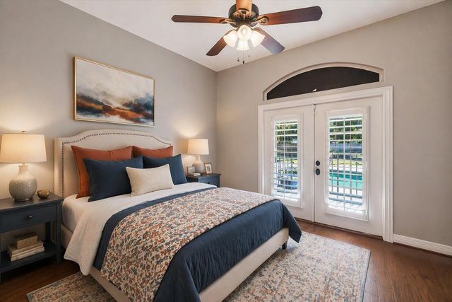 11 Turtle Cove Court, Kingwood, TX 77346