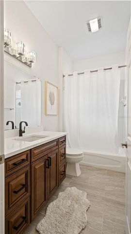 4811 KEENELAND CIRCLE, Orlando, FL 32819