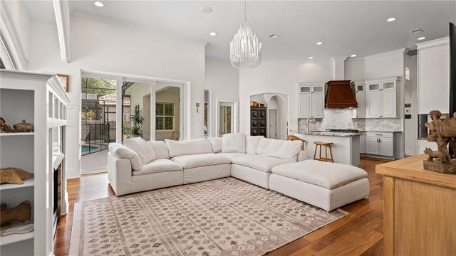 4811 KEENELAND CIRCLE, Orlando, FL 32819