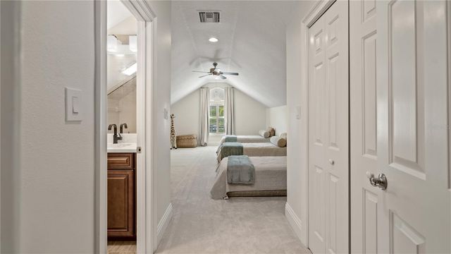 4811 KEENELAND CIRCLE, Orlando, FL 32819