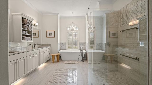 4811 KEENELAND CIRCLE, Orlando, FL 32819