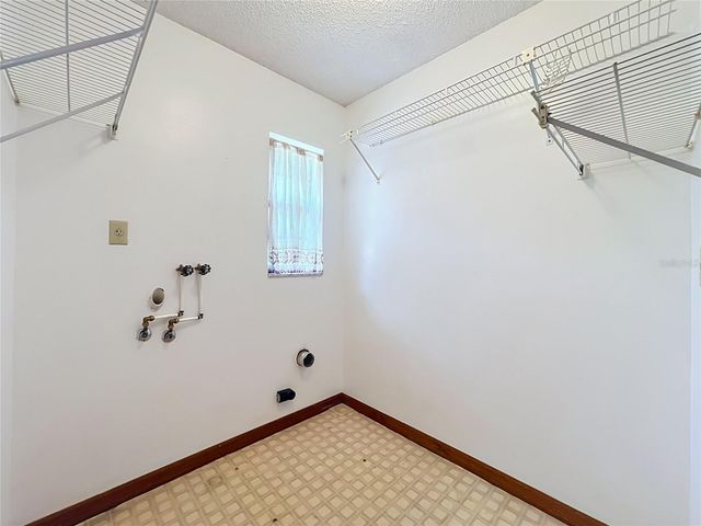 1532 SACKETT CIRCLE, Orlando, FL 32818