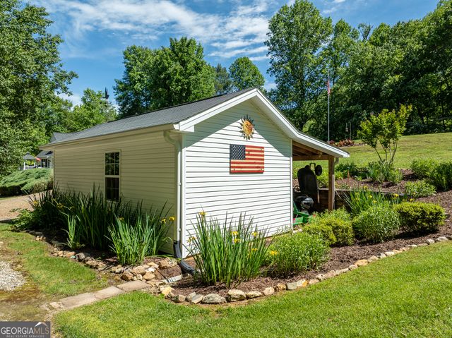 724 Fish Cove Road, Blairsville, GA 30512