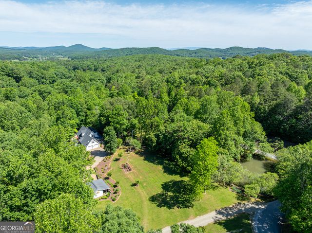 724 Fish Cove Road, Blairsville, GA 30512