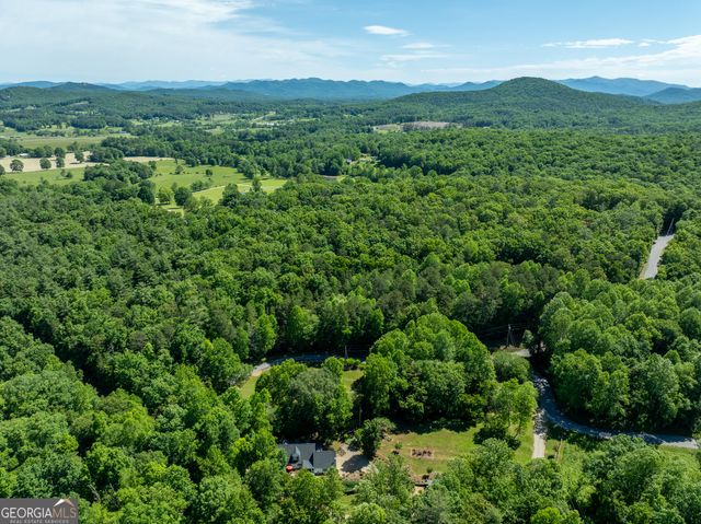 724 Fish Cove Road, Blairsville, GA 30512