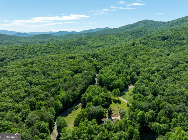 724 Fish Cove Road, Blairsville, GA 30512