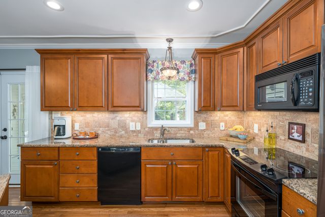 724 Fish Cove Road, Blairsville, GA 30512