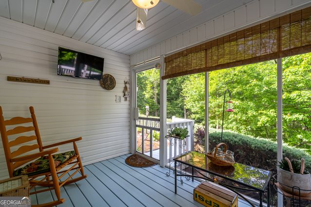 724 Fish Cove Road, Blairsville, GA 30512