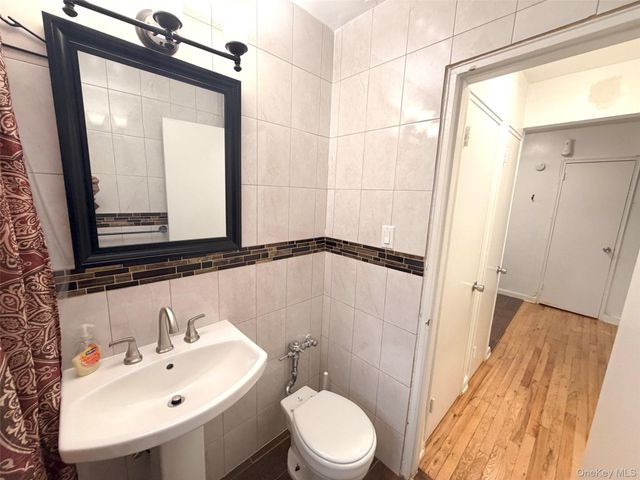 84-50 169th Street 319, Jamaica, NY 11432