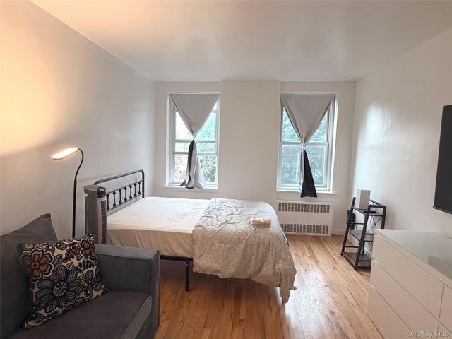 84-50 169th Street 319, Jamaica, NY 11432