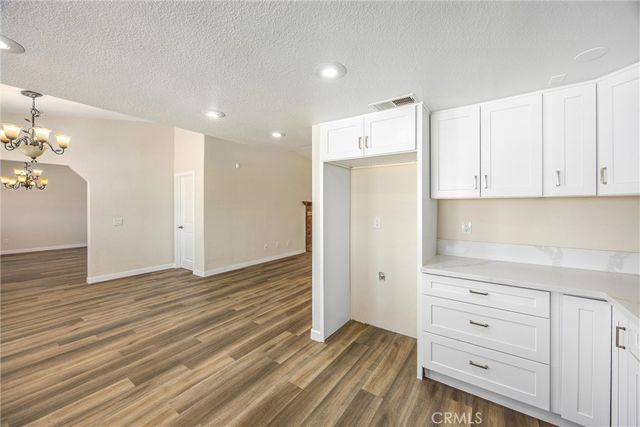 8305 Topaz, Hesperia, CA 92344