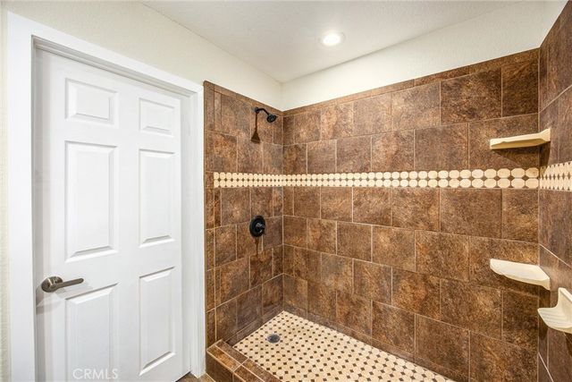 8305 Topaz, Hesperia, CA 92344