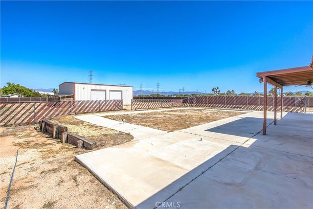 8305 Topaz, Hesperia, CA 92344