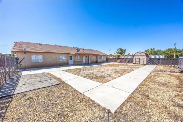8305 Topaz, Hesperia, CA 92344
