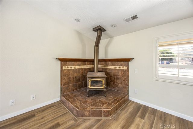 8305 Topaz, Hesperia, CA 92344