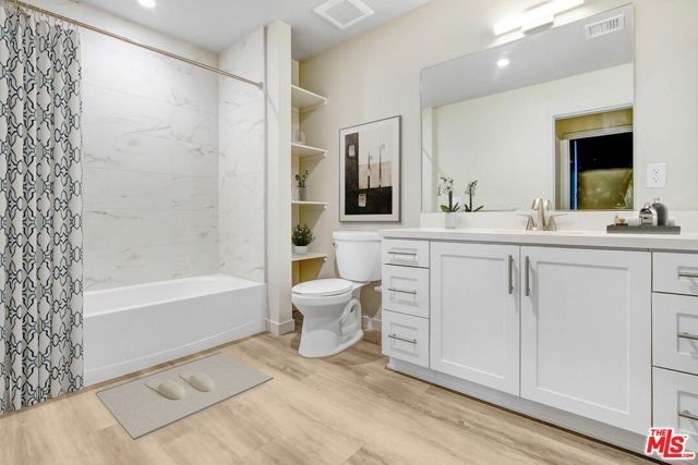 2847 Leeward Avenue 206, Los Angeles, CA 90005