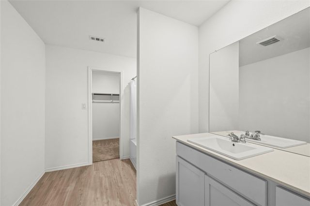 11200 Loch Erie CV, Buda, TX 78610