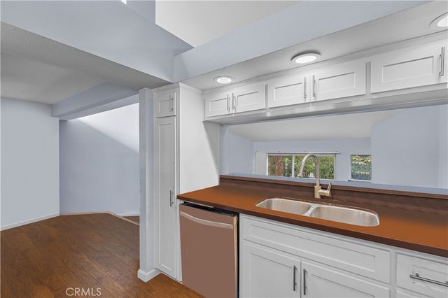 781 Grayling, Costa Mesa, CA 92626