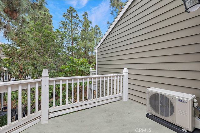 781 Grayling, Costa Mesa, CA 92626