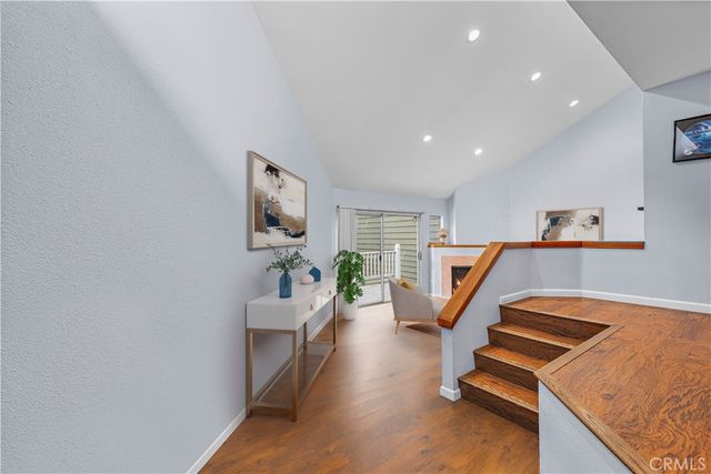 781 Grayling, Costa Mesa, CA 92626