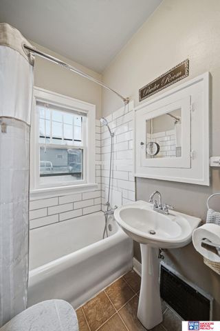 1414 S 9th Street, Lincoln, NE 68502